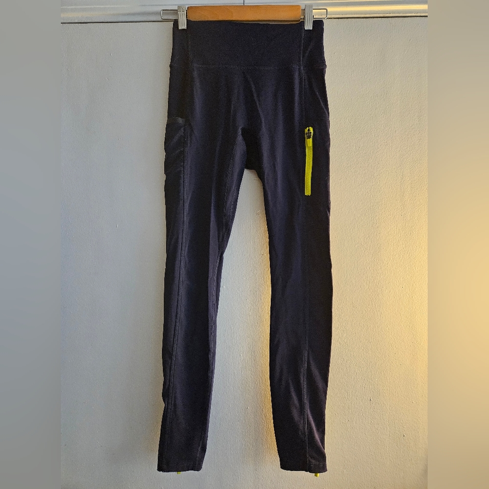 Fabletics Women's Motion 365 Dark Blue Leggings Size Small